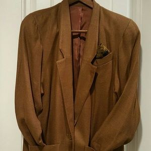 Beautiful 85% rayon 15% linen Blazer